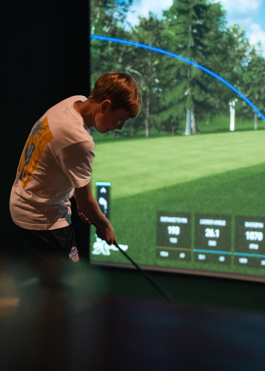 GOLF SIMULATOR