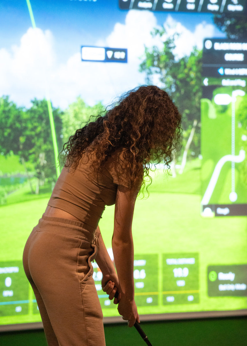 GOLF SIMULATOR
